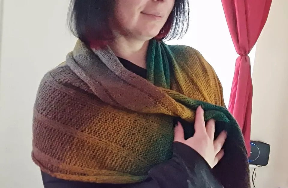 Hand Knitted 100% Pure Sheep's Wool Scarf - Naturally Dyed - Warm & Lightweight