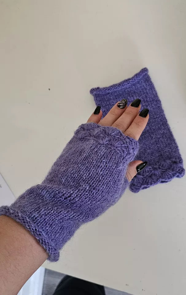 Women's Fair Trade Hand Knitted Woolen Wrist Warmers Fingerless Gloves Sheep