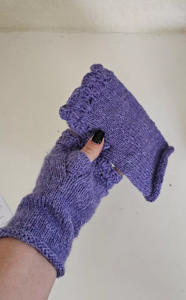 Women's Fair Trade Hand Knitted Woolen Wrist Warmers Fingerless Gloves Sheep